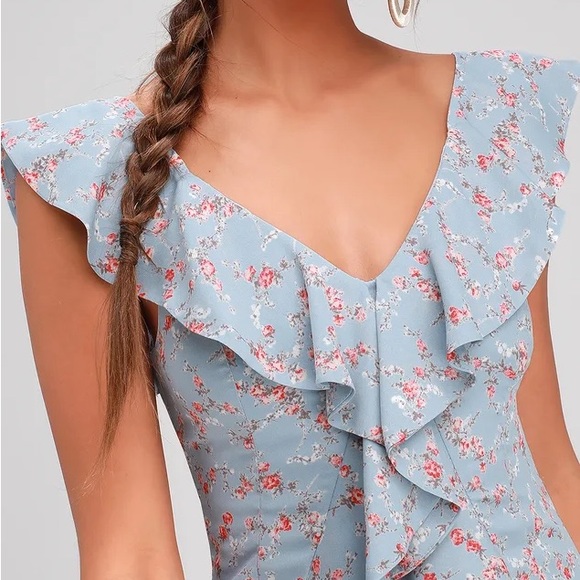 Lulus Radiant Rosa Light Blue Floral Print Ruffled Mini Dress EUC - Picture 3 of 6